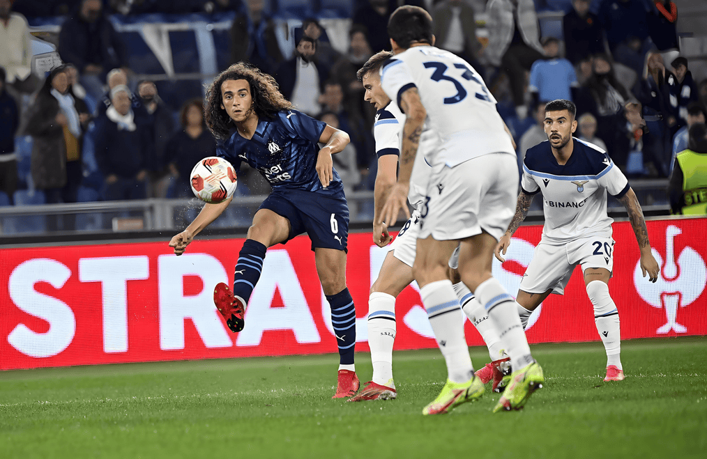 西半球球员在比赛中展现出强大实力 西半球球员在比赛中展现出强大实力