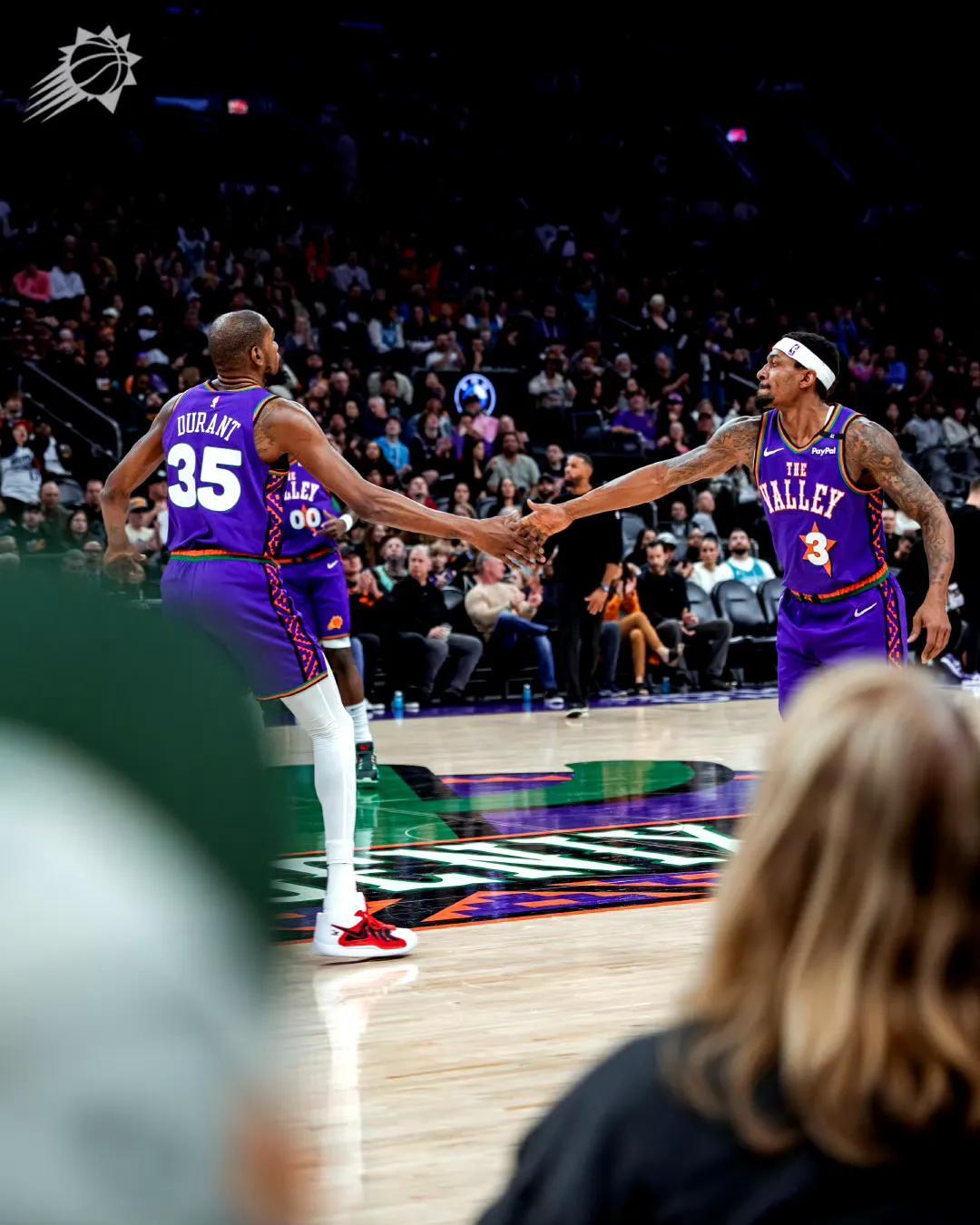 76人队今晚在主场迎战太阳 76人队今晚在主场迎战太阳