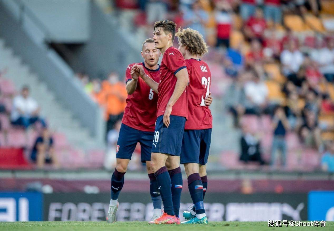 捷克队小胜苏格兰,实现好开局 捷克队小胜苏格兰,实现好开局