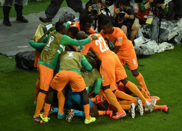 拉美球员受伤复出,助力球队获胜 拉美球员受伤复出,助力球队获胜