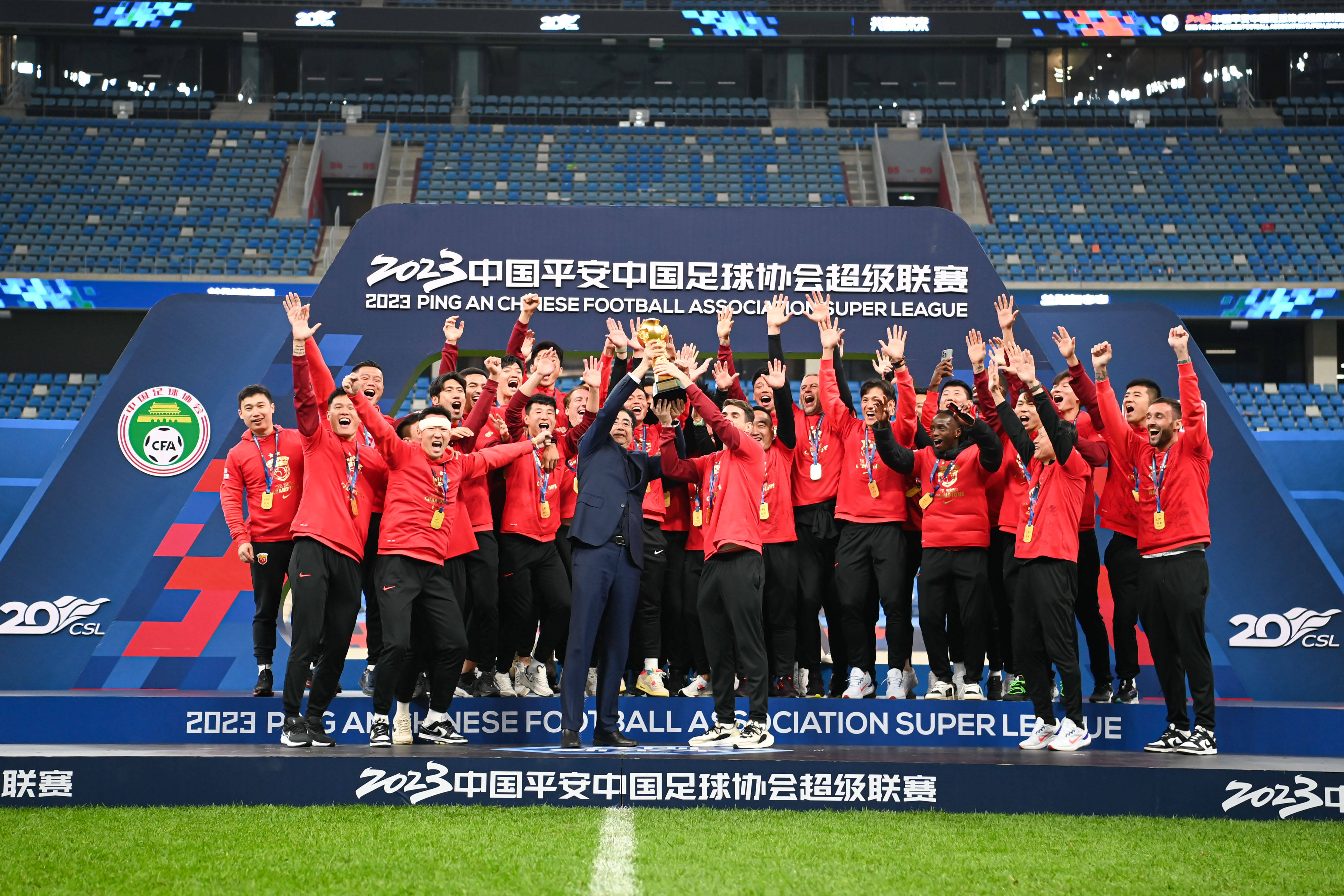 比赛前球队发布新赛季战略,备受期待 比赛前球队发布新赛季战略,备受期待