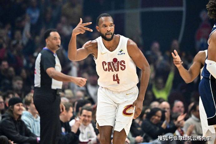 实况报道:鲁能客场遭遇一场惨败,崩盘状态暴露 实况报道:鲁能客场遭遇一场惨败,崩盘状态暴露