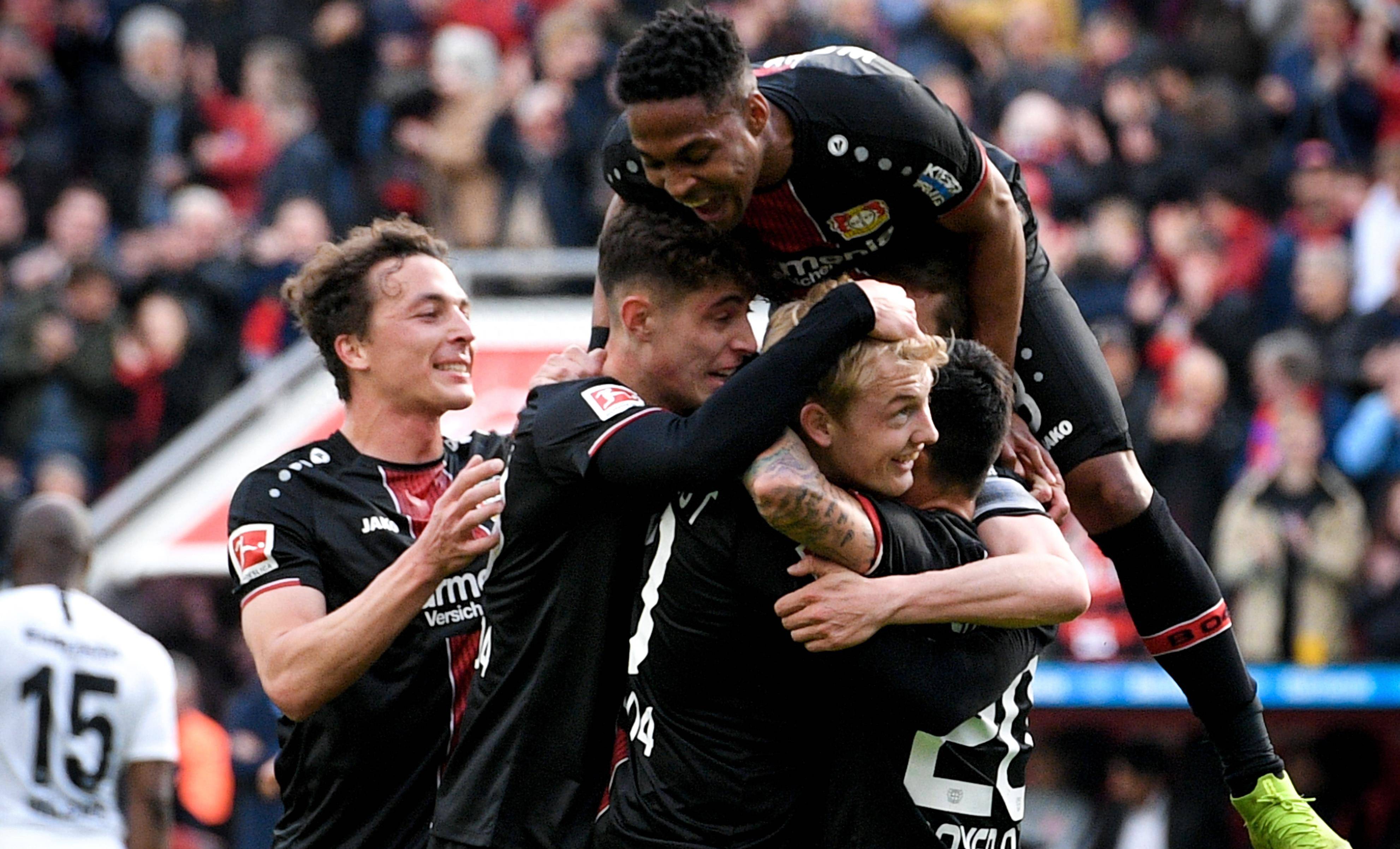 美因茨队取得重要胜利领跑联赛 美因茨队取得重要胜利领跑联赛