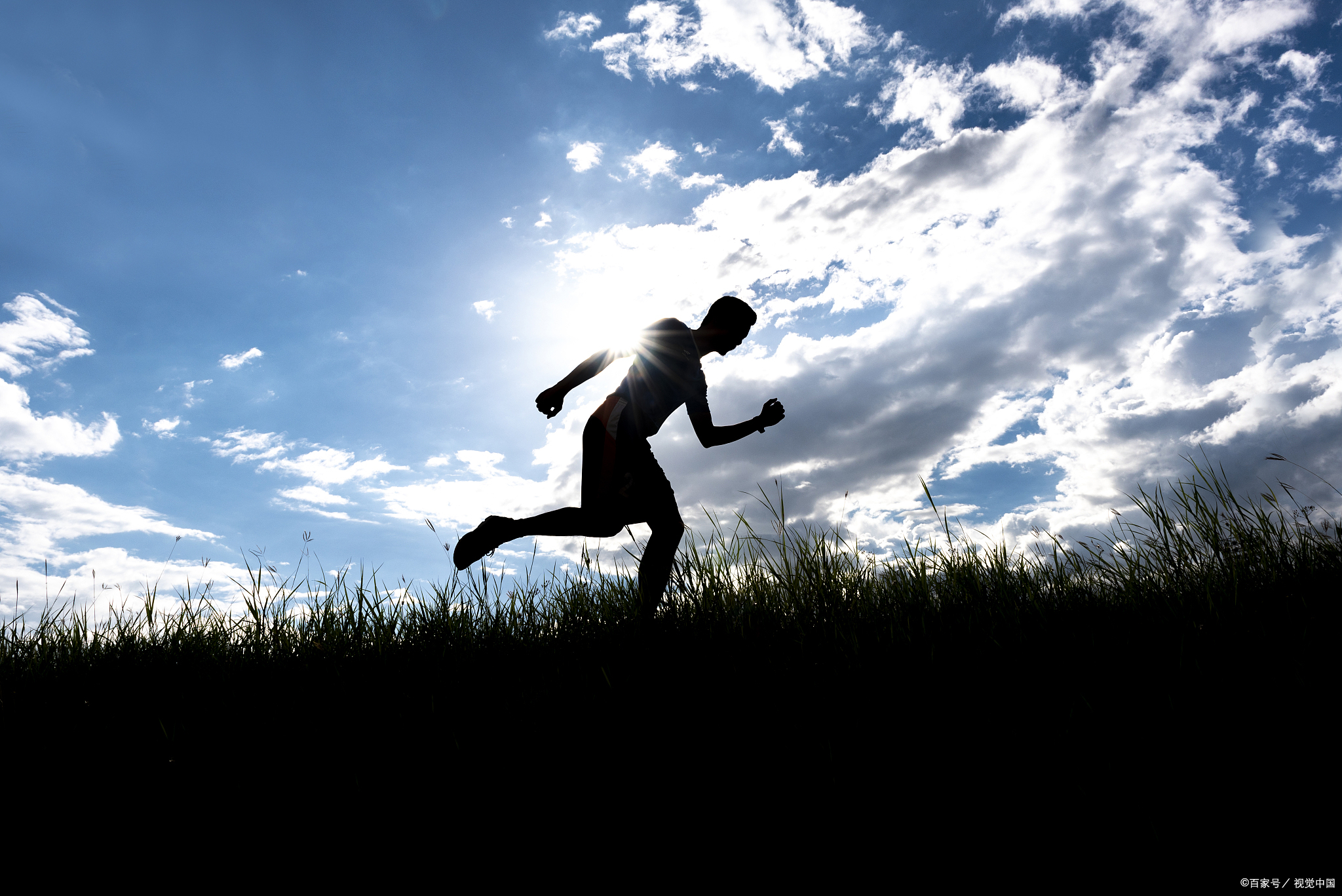 爱尔兰队逆风翻盘,展现战胜困难的决心 爱尔兰队逆风翻盘,展现战胜困难的决心