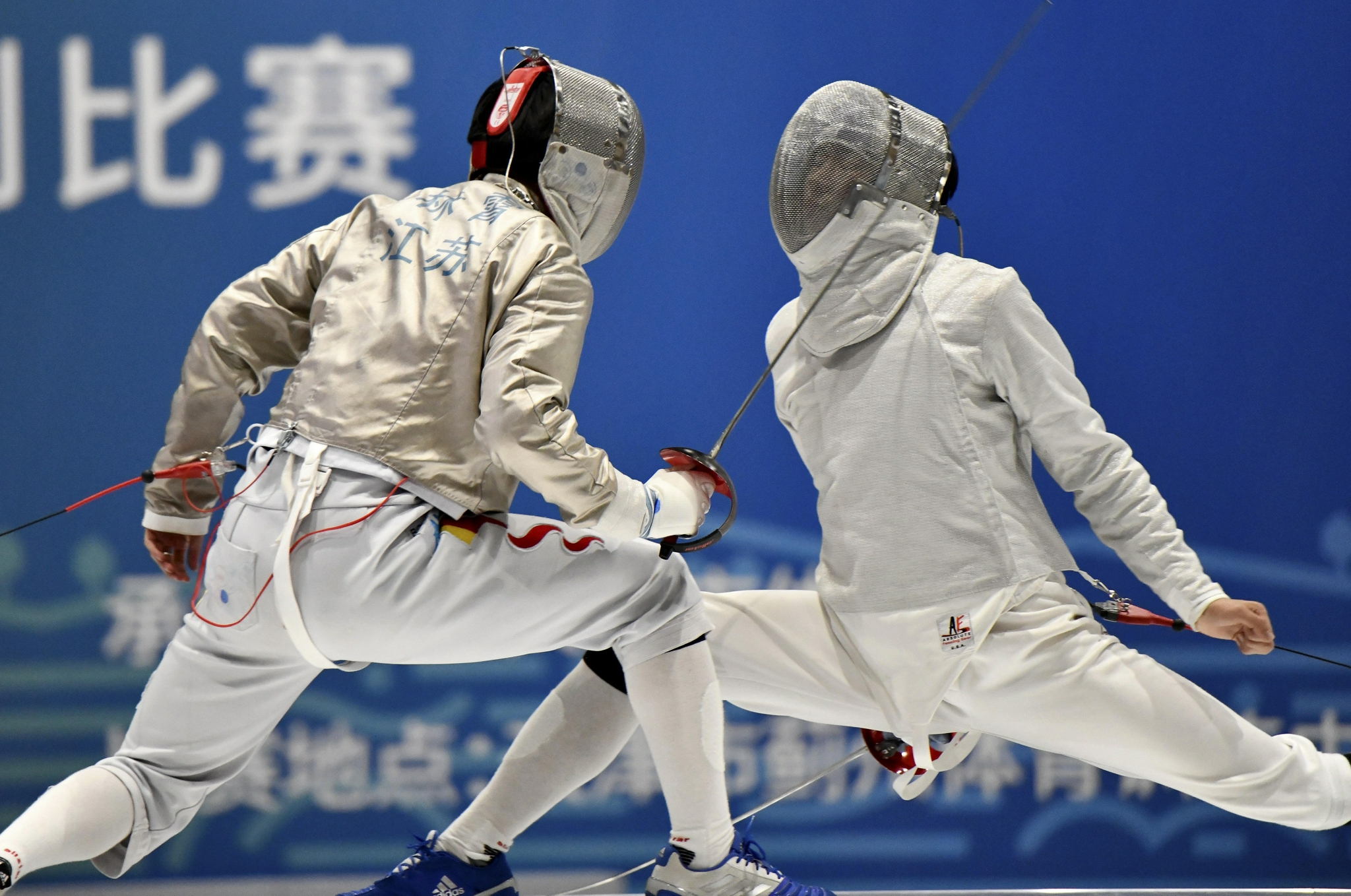 黄金赛况:法国和俄罗斯击剑选手精彩战斗 黄金赛况:法国和俄罗斯击剑选手精彩战斗