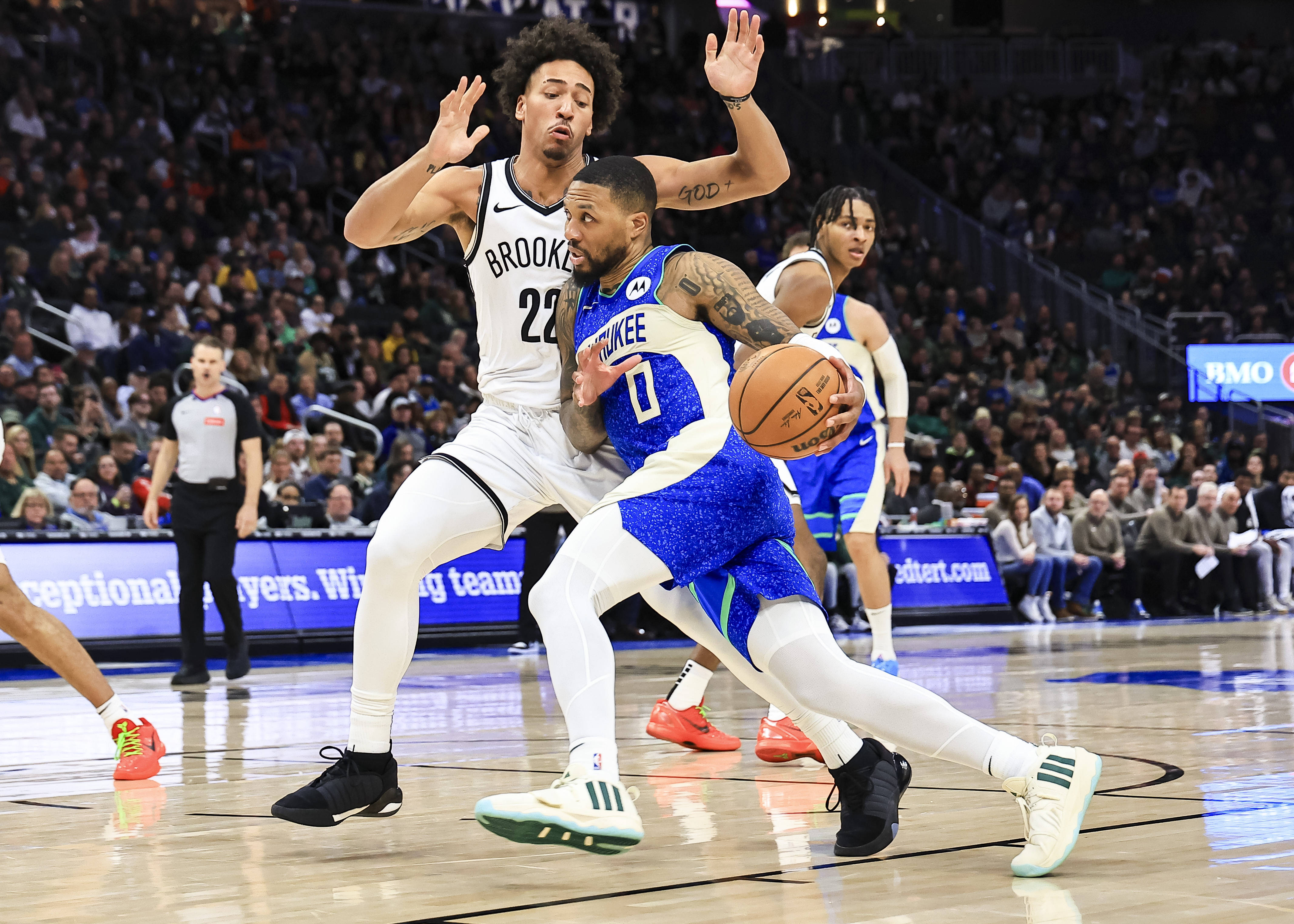 球队实力悬殊的篮球对决掀起热潮 球队实力悬殊的篮球对决掀起热潮