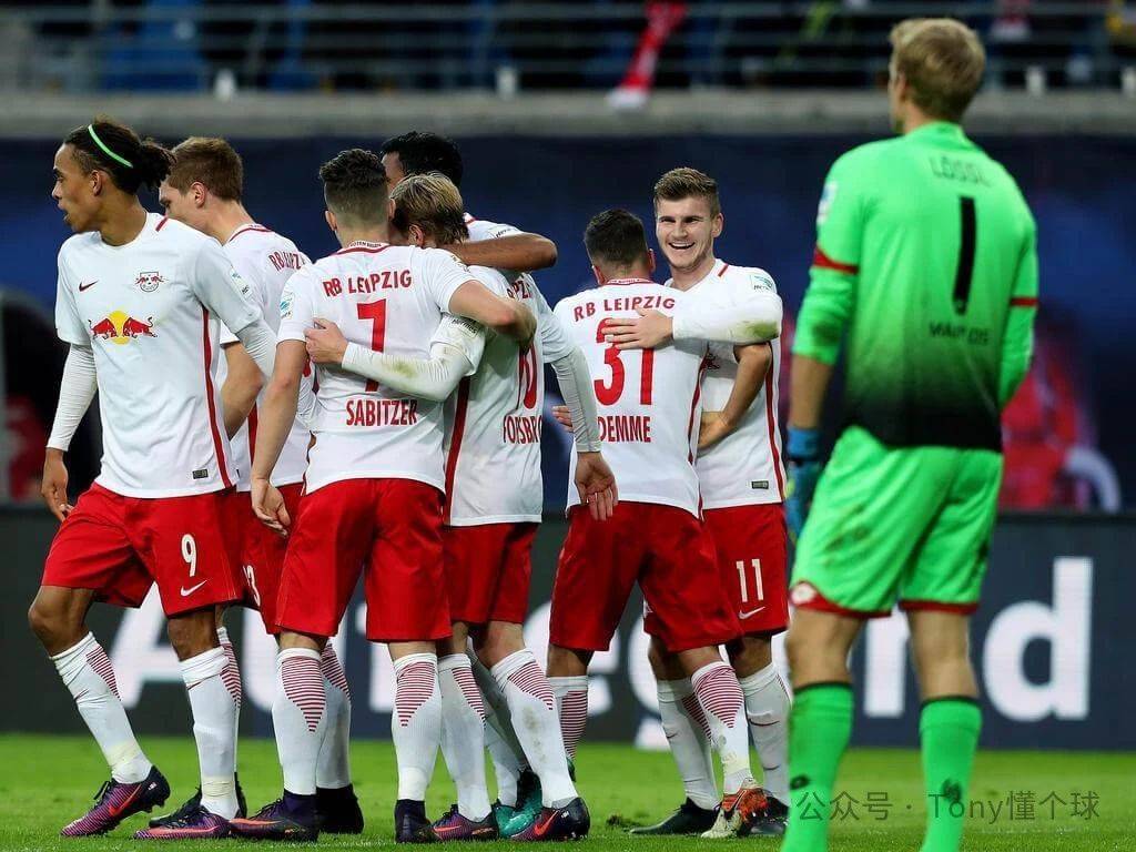 不来梅客场力擒法兰克福,摆脱联赛颓势 不来梅客场力擒法兰克福,摆脱联赛颓势