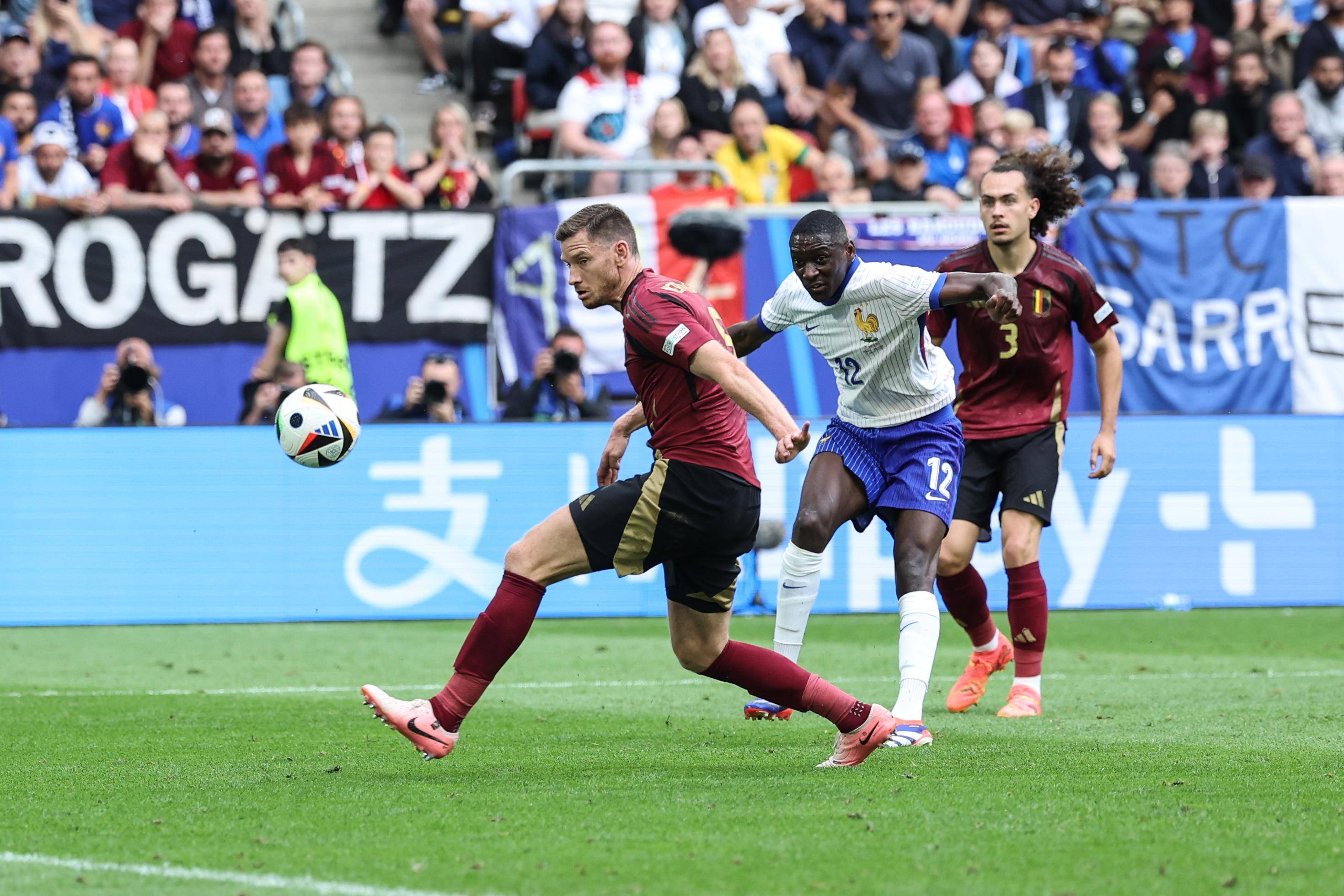 欧洲足球国家比赛中涌现出新生代球星 欧洲足球国家比赛中涌现出新生代球星