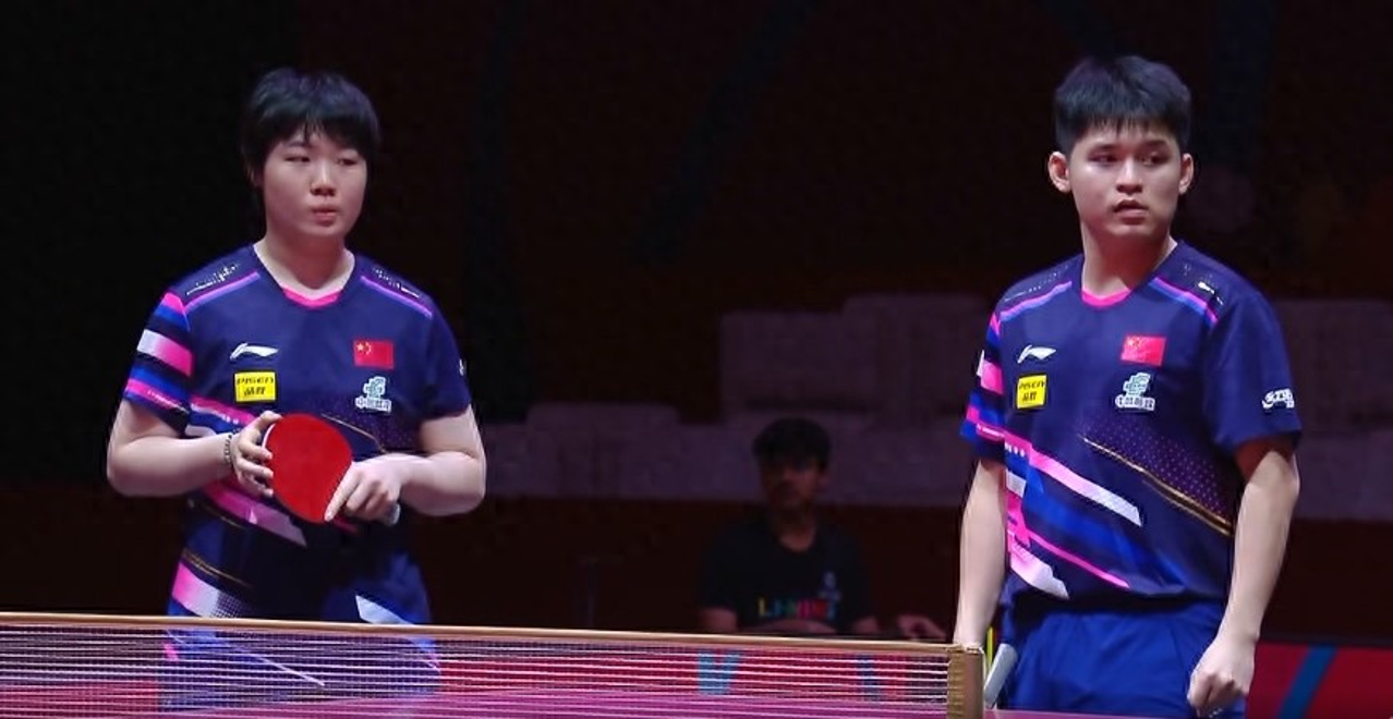 铁饼飞天!加拿大选手力压对手夺冠 铁饼飞天!加拿大选手力压对手夺冠