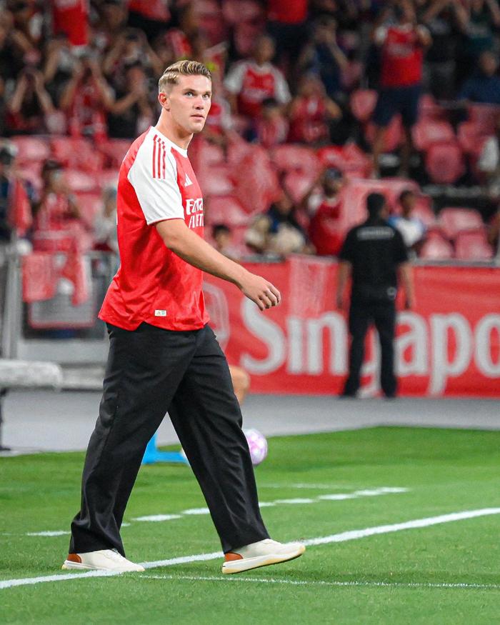 阿森纳新签约球员表现出色,获得赞誉 阿森纳新签约球员表现出色,获得赞誉