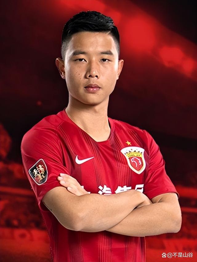 上海上港全力以赴迎战墨尔本胜利