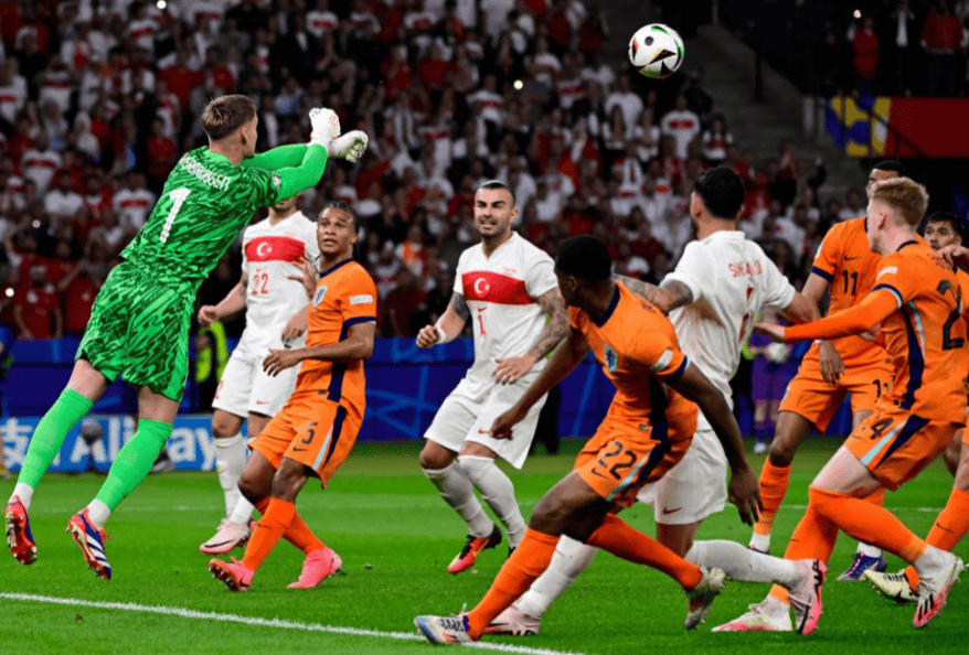 欧洲杯争冠赛场，巴拿马队一路高歌猛进