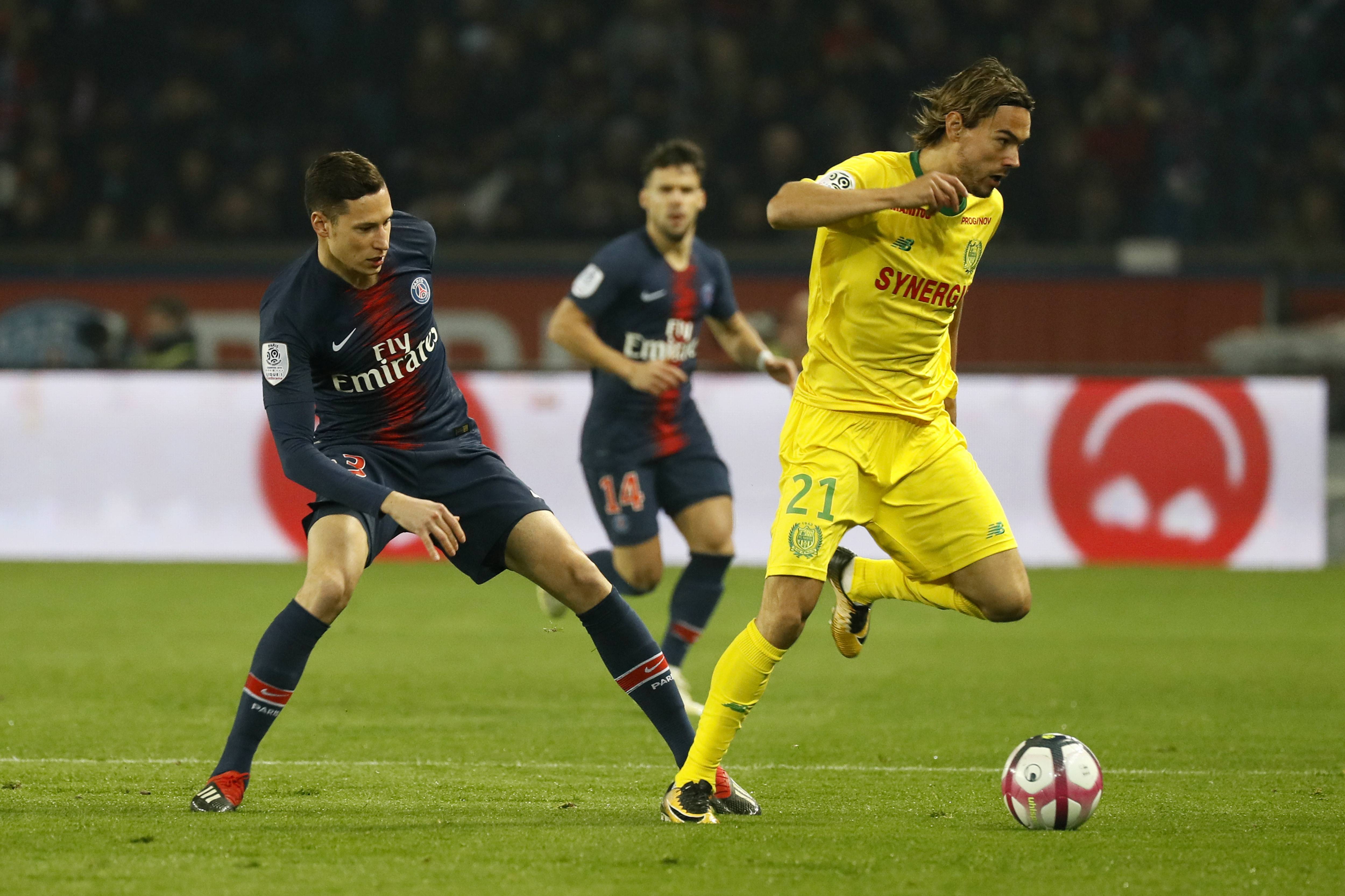 雷恩主场不敌巴黎，遭遇败仗