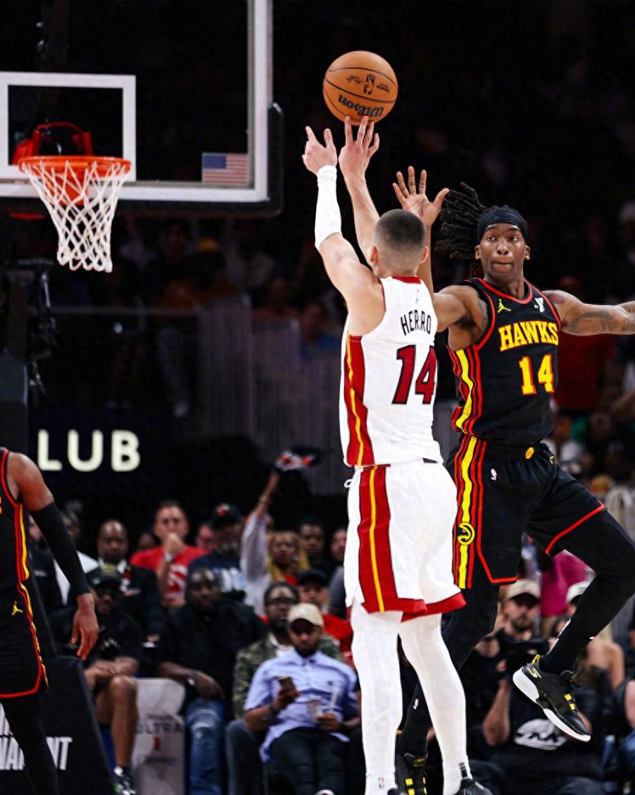 灰熊主场力克热火,瓦兰丘纳斯关键时刻抢板得分 灰熊主场力克热火,瓦兰丘纳斯关键时刻抢板得分