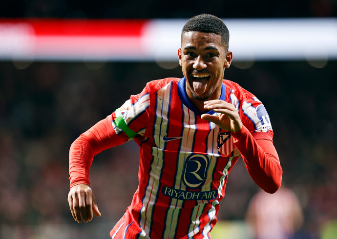 德信app下载-比利亚雷亚尔新援逐渐融入球队，表现逐渐提升