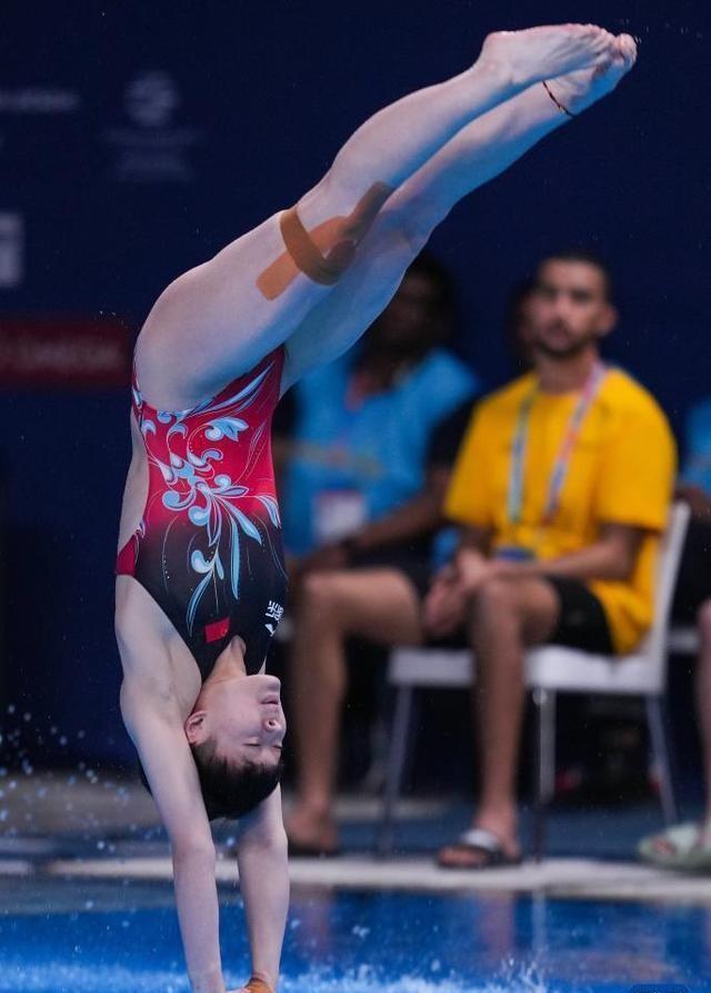 日本跳水绝技惊艳全场,柔美动作赢得好评 日本跳水绝技惊艳全场,柔美动作赢得好评