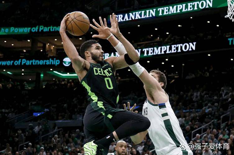 德信app-雄鹿客场完胜骑士，继续强势