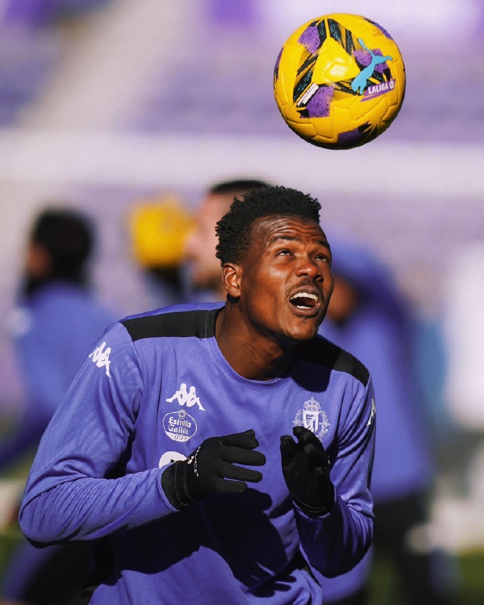 德信app-巴拉多利德前锋状态火热，射手榜首名稳坐